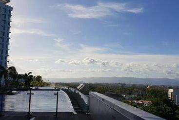 Mactan Newtown Condo With Garden And Ocean View 8newtown Blvd