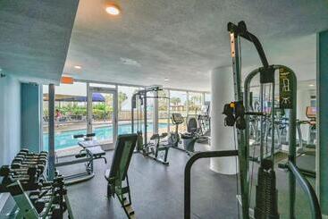 Pelican Beach Resort By Tufan