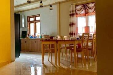 پانسیون Endhaa, Divers Home