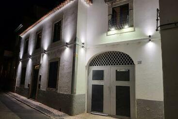 پانسیون Faro Town House