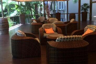 Sonia S At Ramada Resort Free Wifi & Netflix