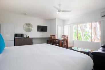 Sonia S At Ramada Resort Free Wifi & Netflix
