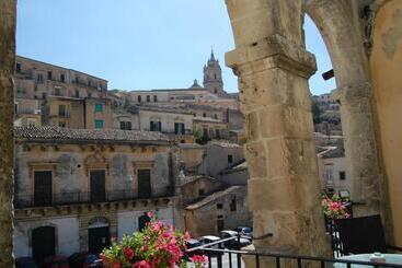 B&b Al Cortiletto Modica Centro