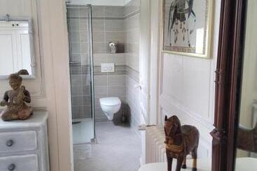 تختخواب و صبحانه La Maison Des Thermes, Chambre D Hôte