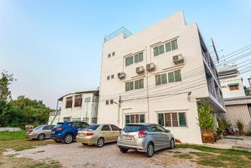 هتل Kanyanat Boutique