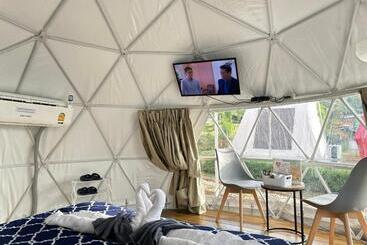 پانسیون Ozone By บ้านเขาค้อ