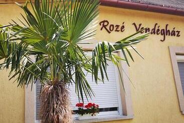 پانسیون Rozé Vendégház