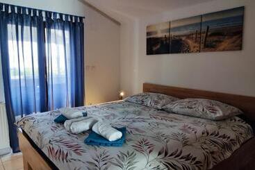 Sweet Apartment With Private Pool Lori Ankaran