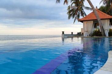 Coco Blu Villa