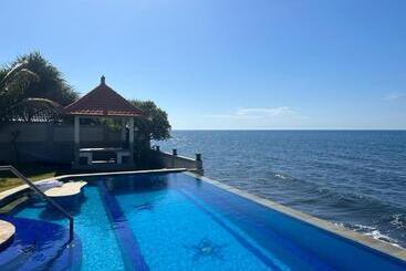 Coco Blu Villa