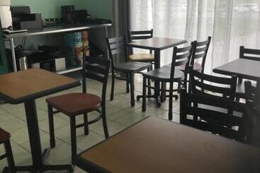 مُتل Bayfront Inn Biloxi