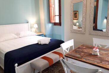 پانسیون Sofia Family Suites