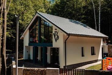 Vila Blanc Valiug Crivaia