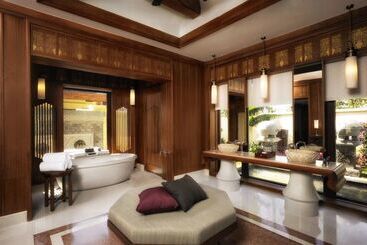 هتل Anantara Xishuangbanna Resort