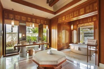 هتل Anantara Xishuangbanna Resort