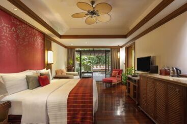 هتل Anantara Xishuangbanna Resort