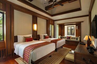 هتل Anantara Xishuangbanna Resort