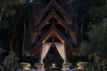 هتل Anantara Xishuangbanna Resort