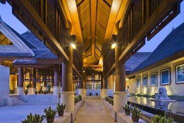 هتل Anantara Xishuangbanna Resort