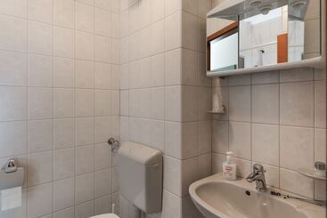 هتل Downtown Private Rooms