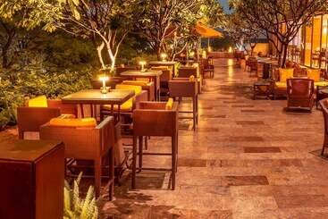 هتل Hyatt Pune
