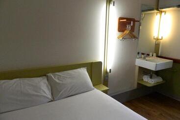 هتل Ibis Budget Melbourne Airport