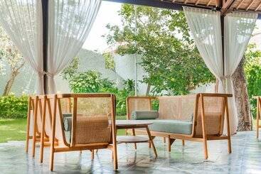 هتل Lembongan Beach Club & Resort
