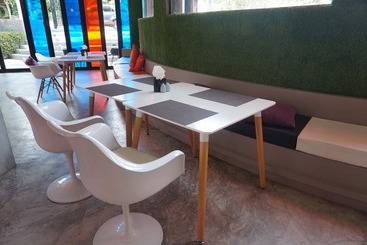 酒店 Replay Residence Samui