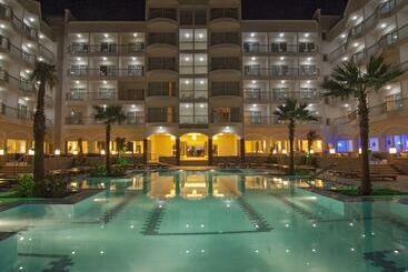 هتل Royal Star Beach Resort