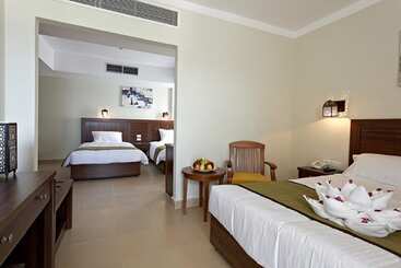 هتل Royal Star Beach Resort