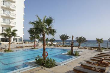 هتل Royal Star Beach Resort