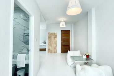 هاستل Thirty Tree Garden House