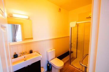 تختخواب و صبحانه Dingle Garden Townhouse