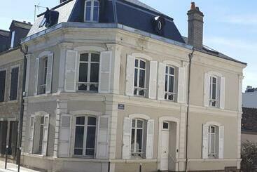 تختخواب و صبحانه Centre Ville, Chambre Indépendante 20m2 Et Sa Salle De Bain Privée