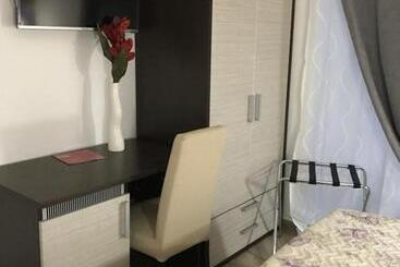 تختخواب و صبحانه Residenza Murat