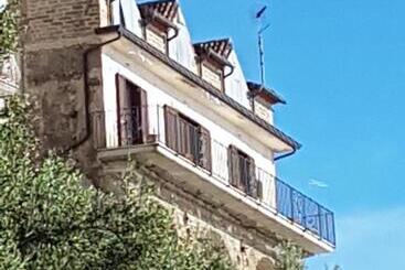 تختخواب و صبحانه Residenza Porta Di Mare