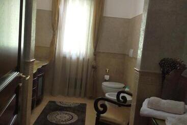 تختخواب و صبحانه Villa Fontana Saia
