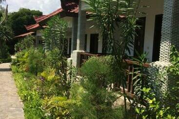 هتل Gili Beach