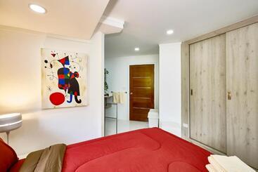 Luxurious Apartment On Jomtien Beach Road