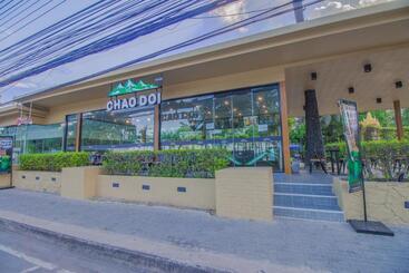 Luxurious Apartment On Jomtien Beach Road
