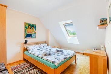 پانسیون Apartment & Rooms Bruna Vučič