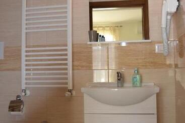 پانسیون Guesthouse Holiday Formia Beach