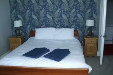 پانسیون Bluebells Guest House