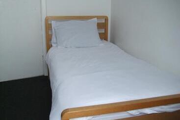 پانسیون Bluebells Guest House