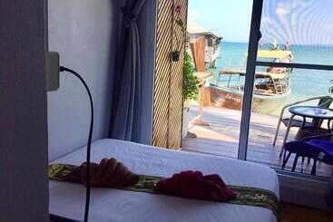 پانسیون Seaside Home