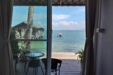 پانسیون Seaside Home