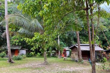 هاستل Eve House Koh Kood