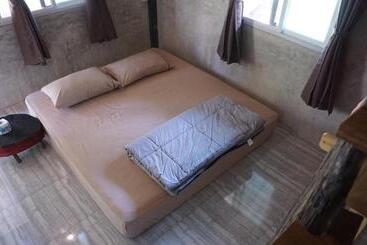 هاستل Eve House Koh Kood