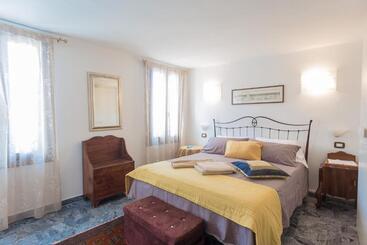 B&b Antico Orologio