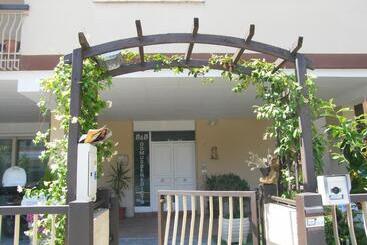 B&b Domus Benedicta